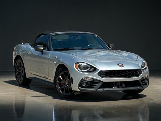 more details - fiat 124 spider