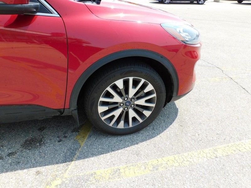 Ford Escape Vehicle Image 12