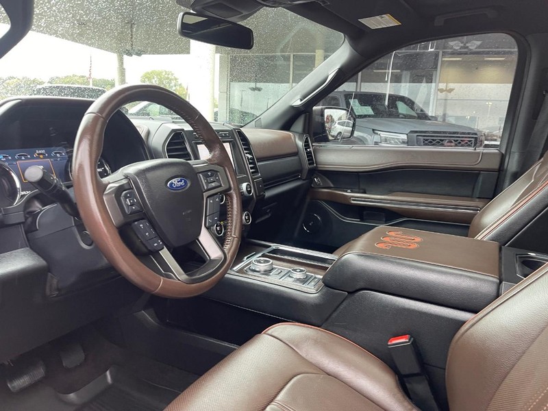 2021 Ford Expedition King Ranch photo