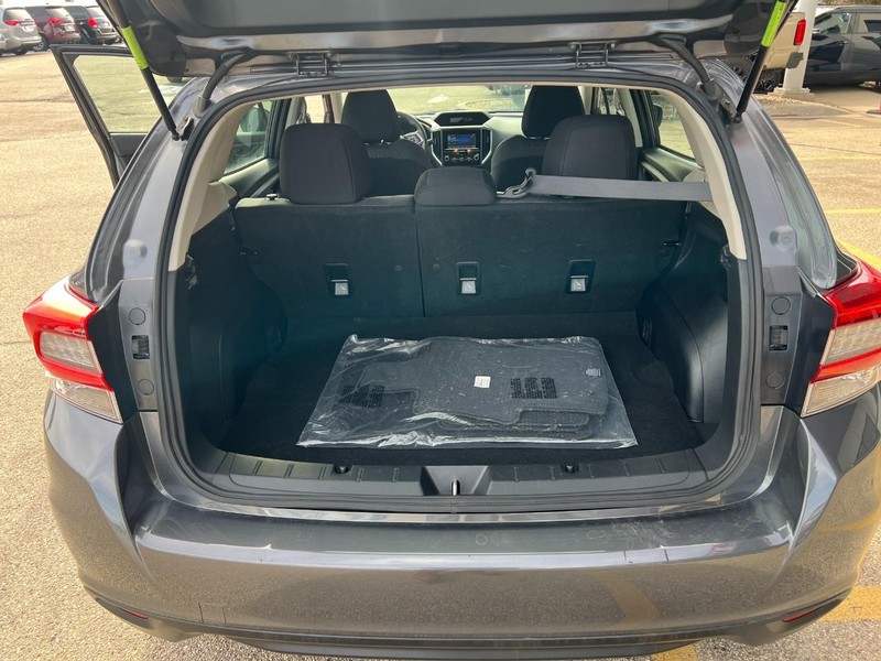 Subaru Impreza Vehicle Image 17