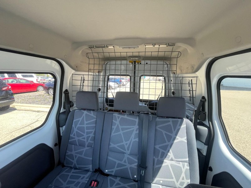 Ford Transit Connect Wagon Vehicle Image 05