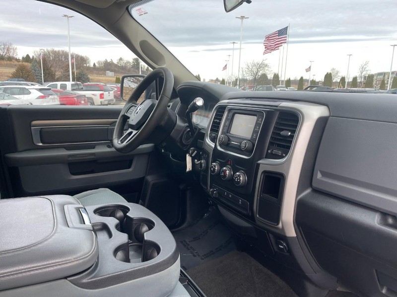 Ram 2500 Vehicle Image 03