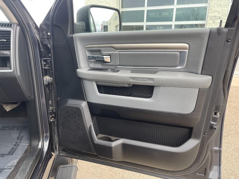 Ram 2500 Vehicle Image 05
