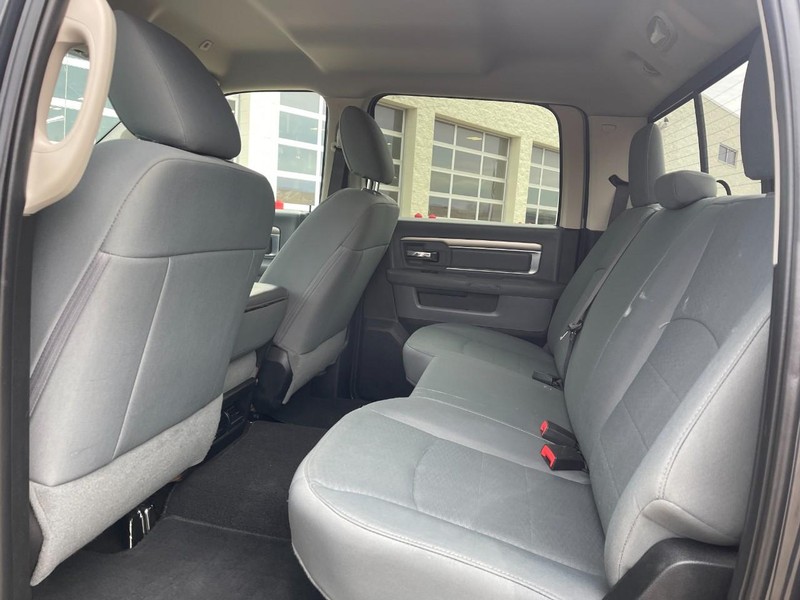 Ram 2500 Vehicle Image 10