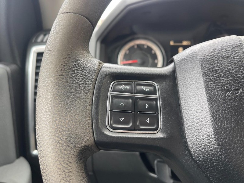 Ram 2500 Vehicle Image 21