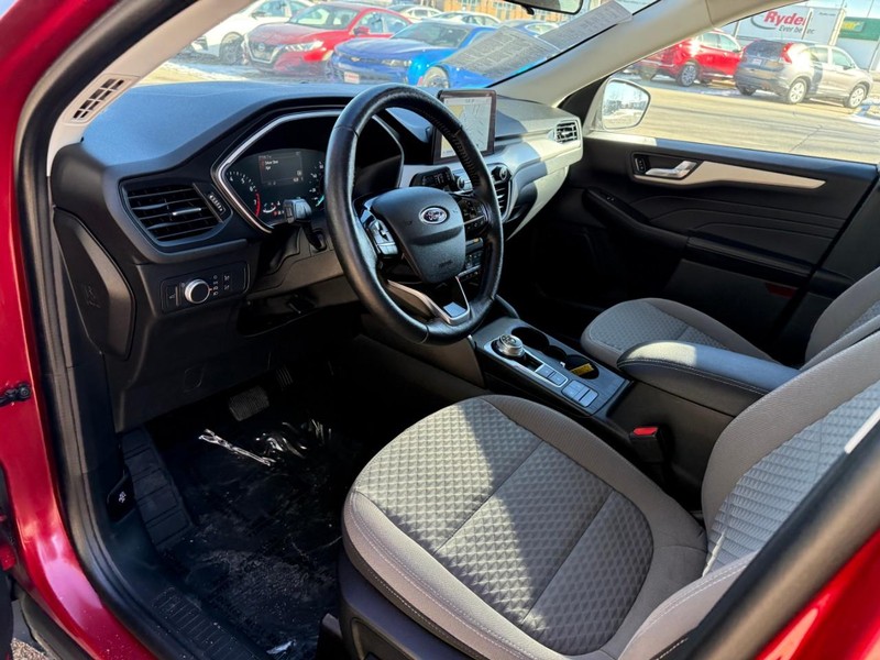 Ford Escape Vehicle Image 10