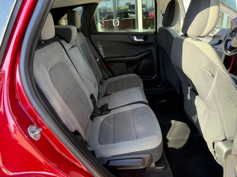 Ford Escape Vehicle Image 15