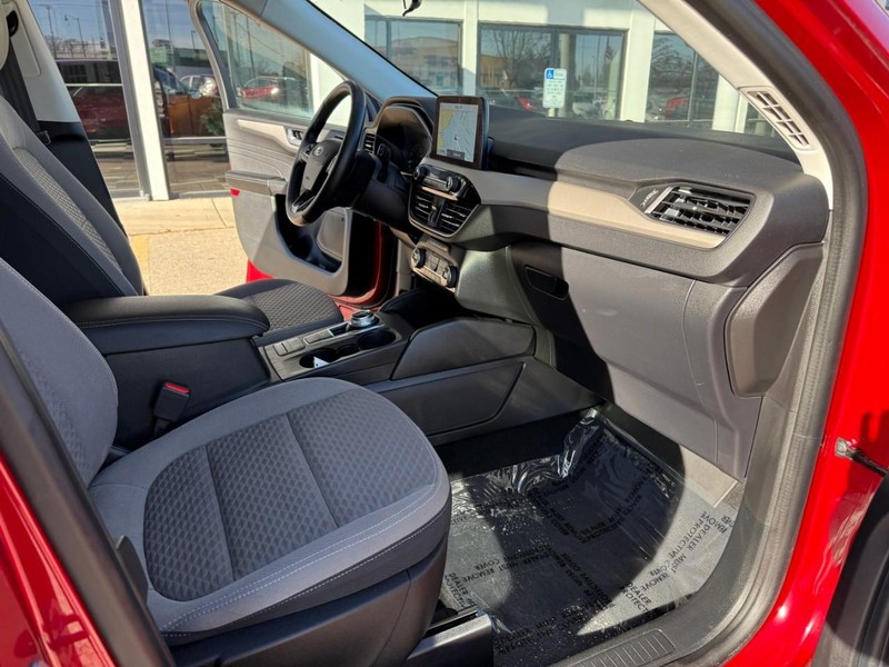 Ford Escape Vehicle Image 18