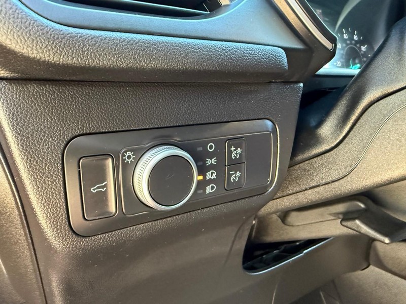 Ford Escape Vehicle Image 19