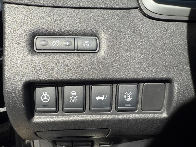 Nissan Murano Vehicle Image 21