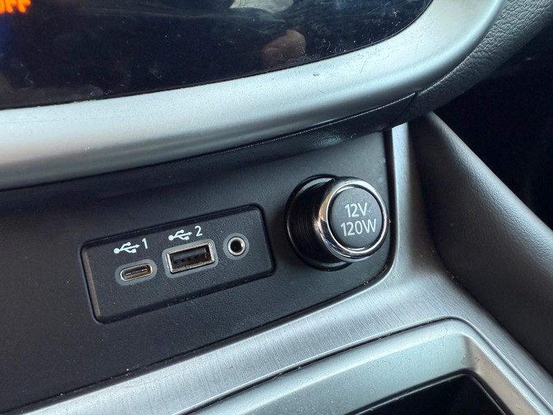 Nissan Murano Vehicle Image 31