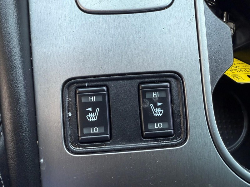 Nissan Murano Vehicle Image 32