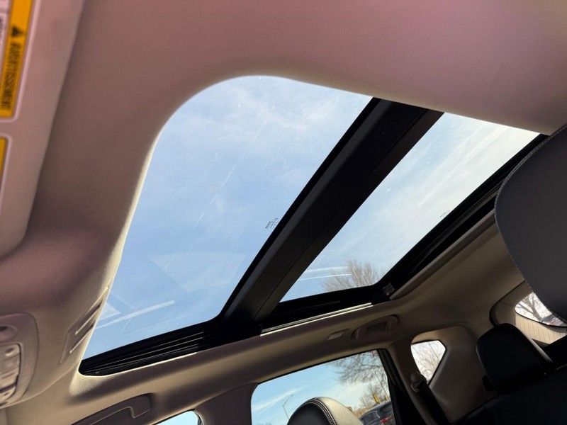Nissan Murano Vehicle Image 34