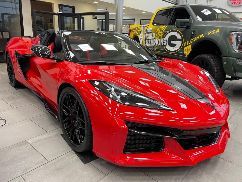 Chevrolet Corvette Vehicle Image 02