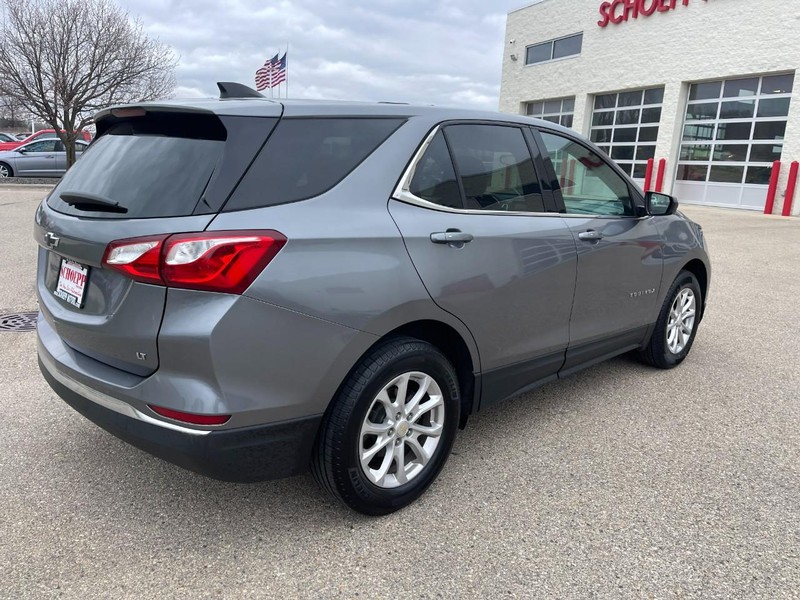Chevrolet Equinox Vehicle Image 03