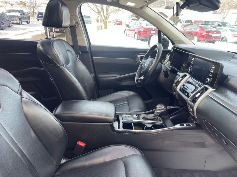 Kia Sorento Vehicle Image 07
