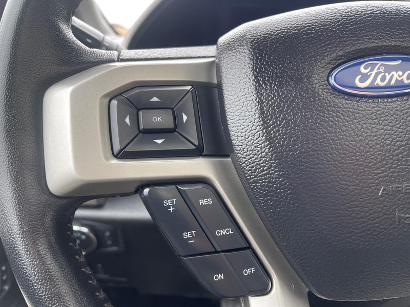 Ford Super Duty F-250 SRW Vehicle Image 49