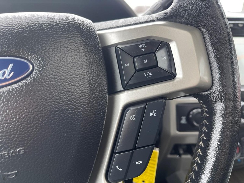 Ford Super Duty F-250 SRW Vehicle Image 50