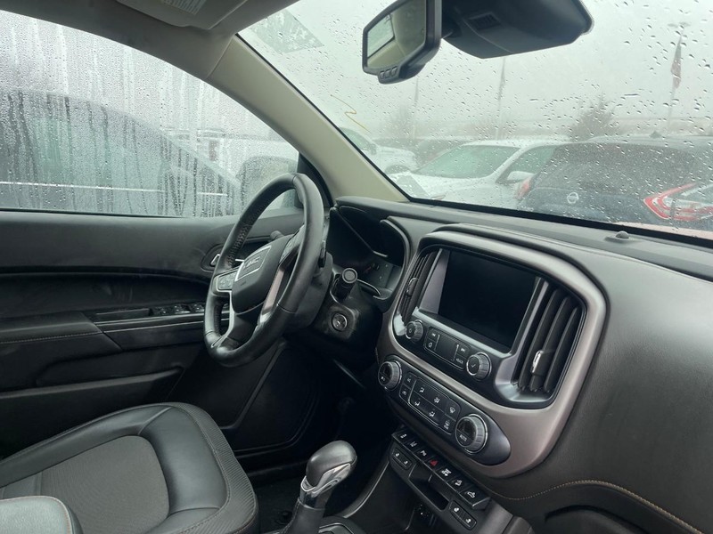GMC Canyon Vehicle Image 03