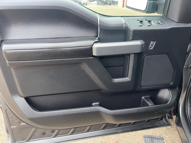 Ford F-150 Vehicle Image 24