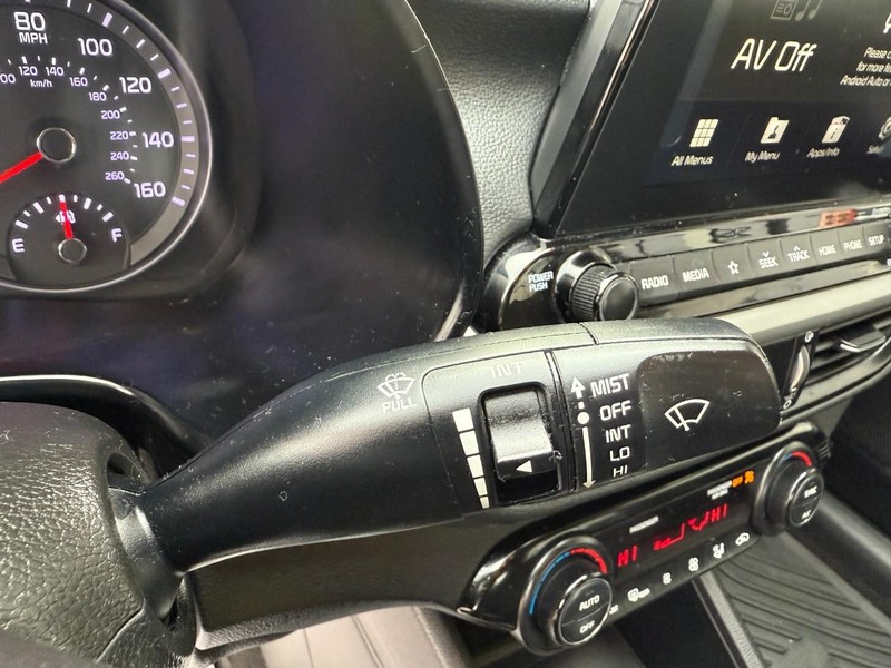 Kia Forte Vehicle Image 20