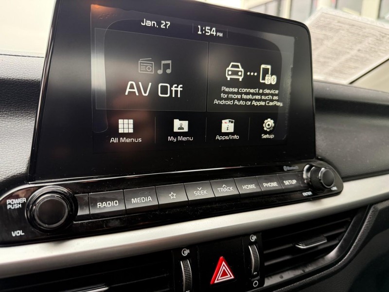Kia Forte Vehicle Image 23