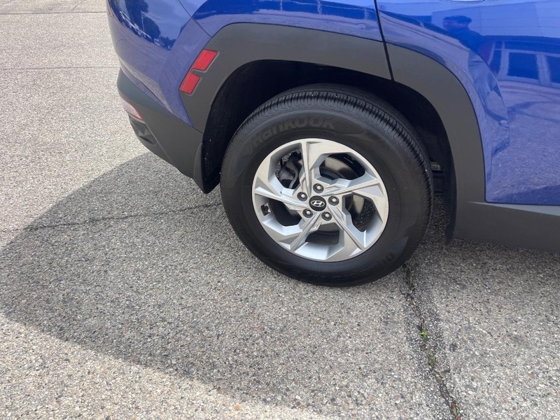 Hyundai Tucson Vehicle Image 06