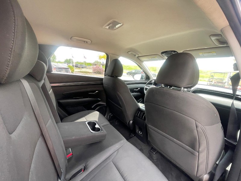 Hyundai Tucson Vehicle Image 13