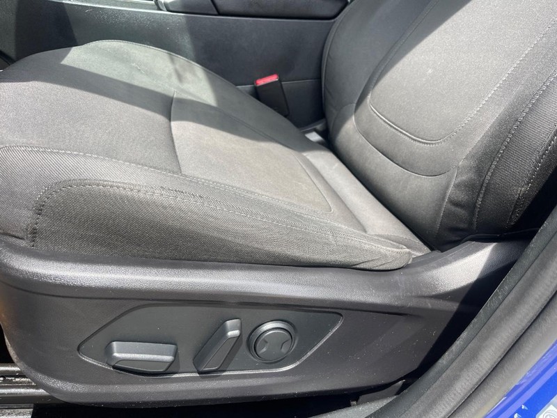 Hyundai Tucson Vehicle Image 15
