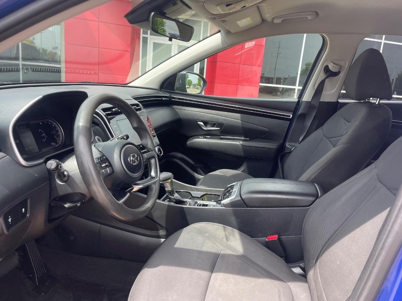 Hyundai Tucson Vehicle Image 16