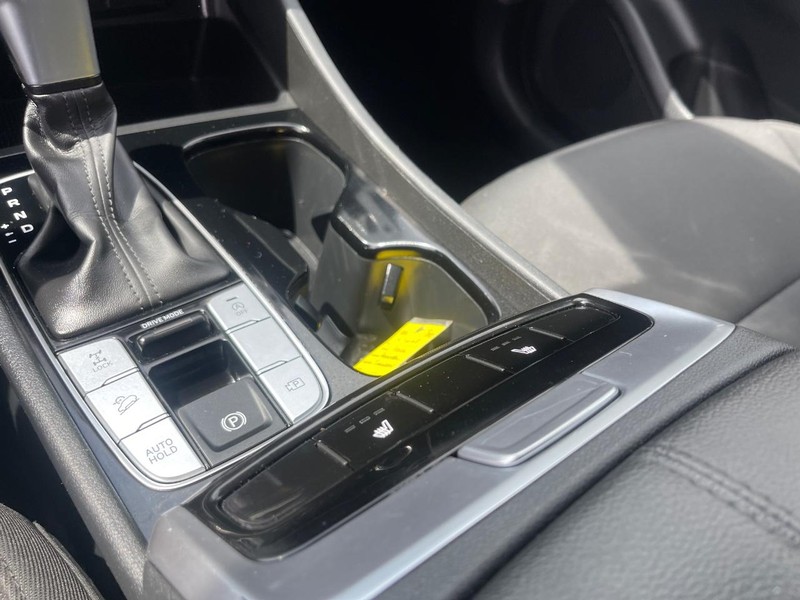 Hyundai Tucson Vehicle Image 17