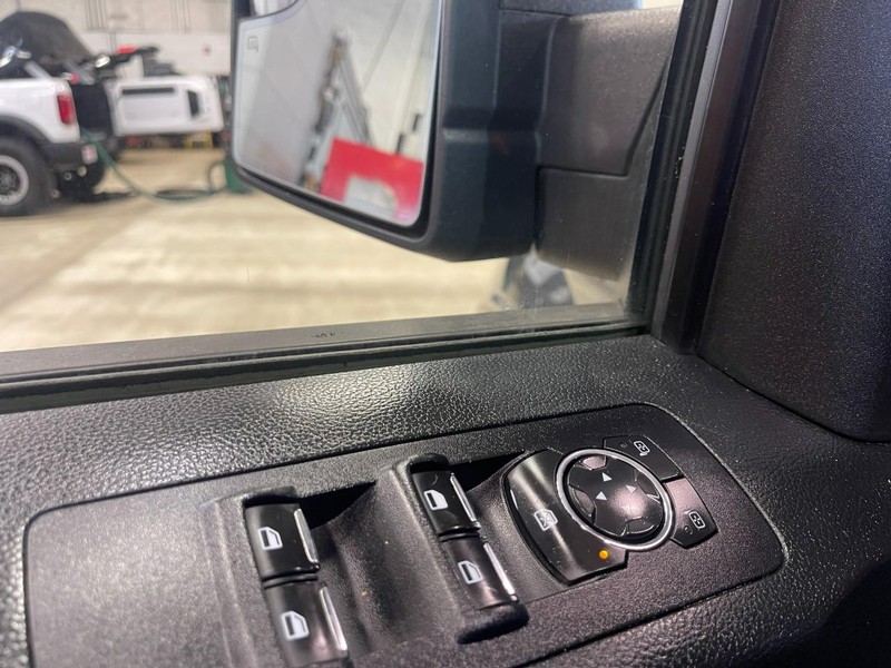 Ford F-150 Vehicle Image 18