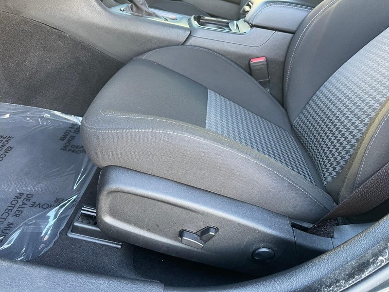 Dodge Charger Vehicle Image 17