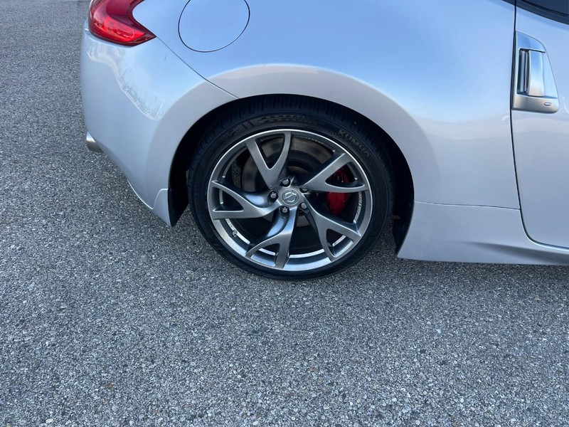 Nissan 370Z Vehicle Image 04