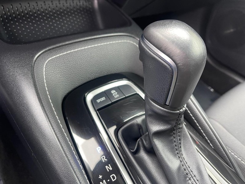 Toyota Corolla Hatchback Vehicle Image 24