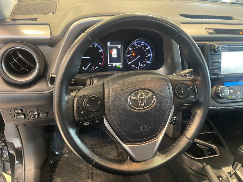 Toyota RAV4 Vehicle Image 23