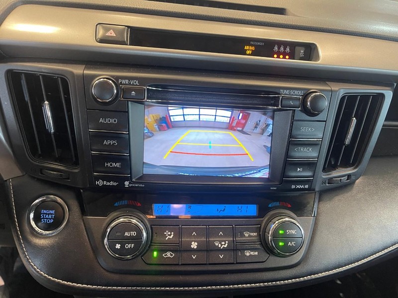 Toyota RAV4 Vehicle Image 30