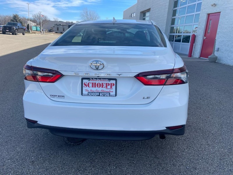 Toyota Camry Vehicle Image 04
