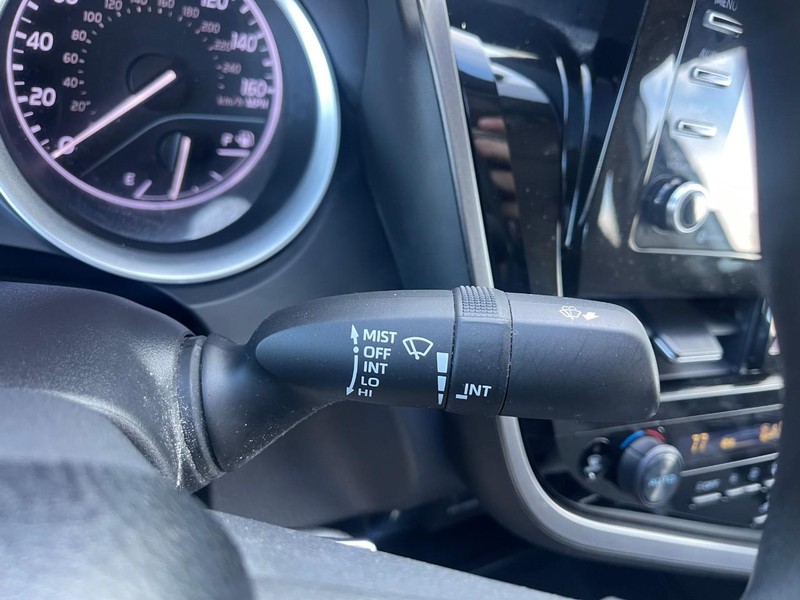 Toyota Camry Vehicle Image 31