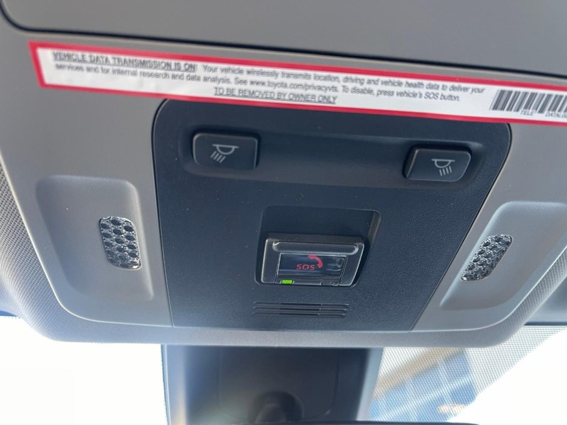Toyota Camry Vehicle Image 32