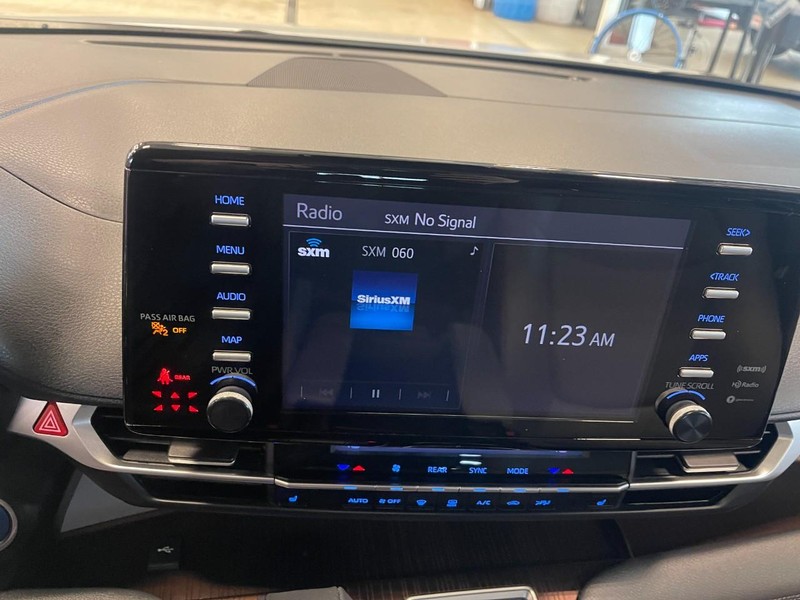 Toyota Sienna Vehicle Image 26