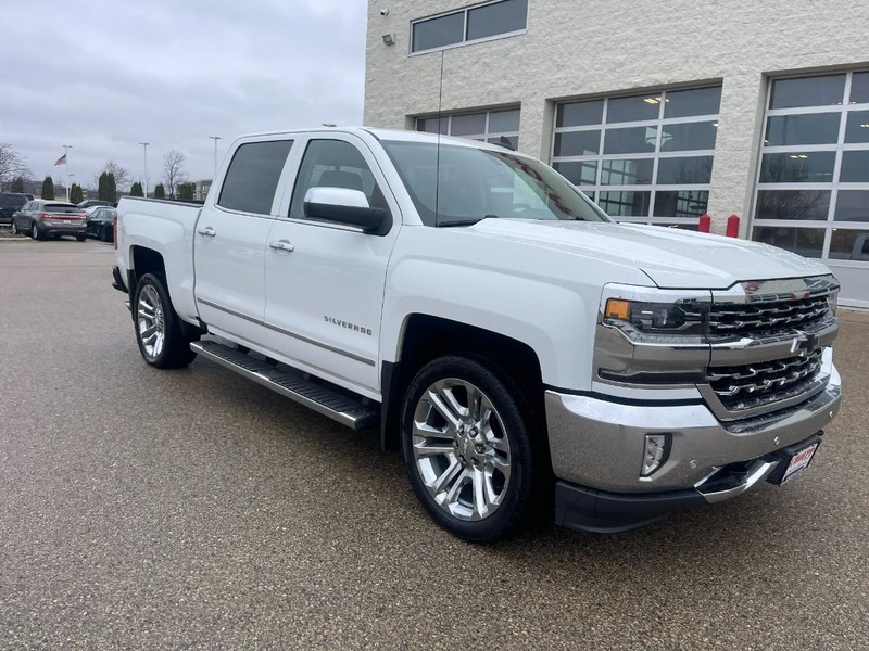 Chevrolet Silverado 1500 Vehicle Image 02