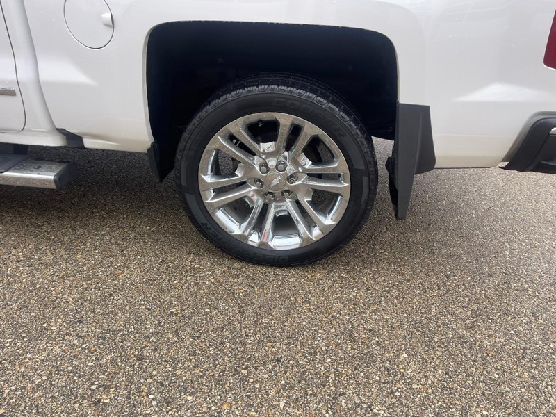 Chevrolet Silverado 1500 Vehicle Image 05