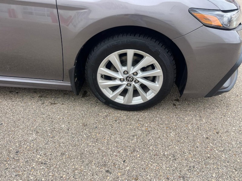 Toyota Camry Vehicle Image 07