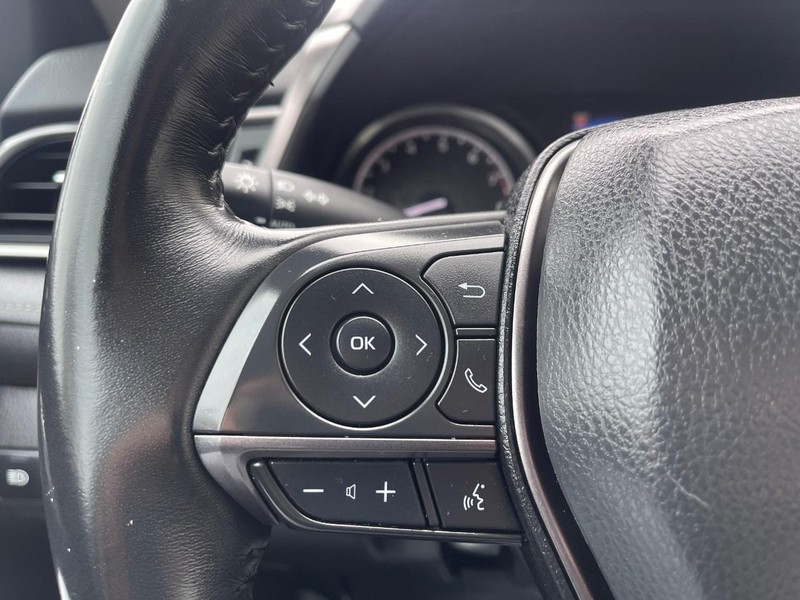 Toyota Camry Vehicle Image 29