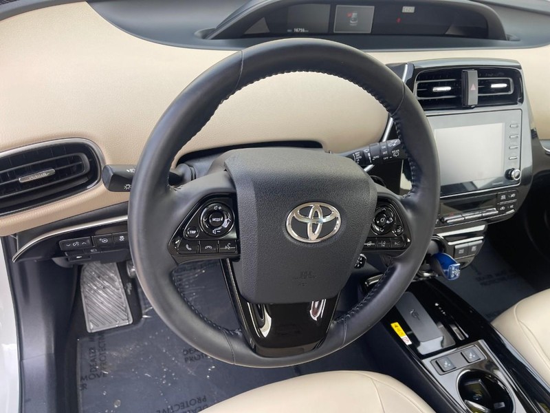 Toyota Prius Vehicle Image 23