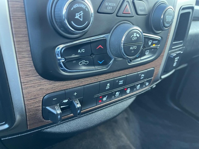 Ram 2500 Vehicle Image 20