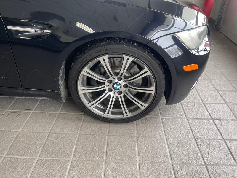 BMW M3 Vehicle Image 07