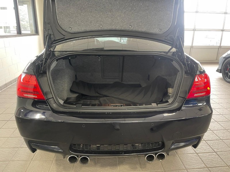 BMW M3 Vehicle Image 14