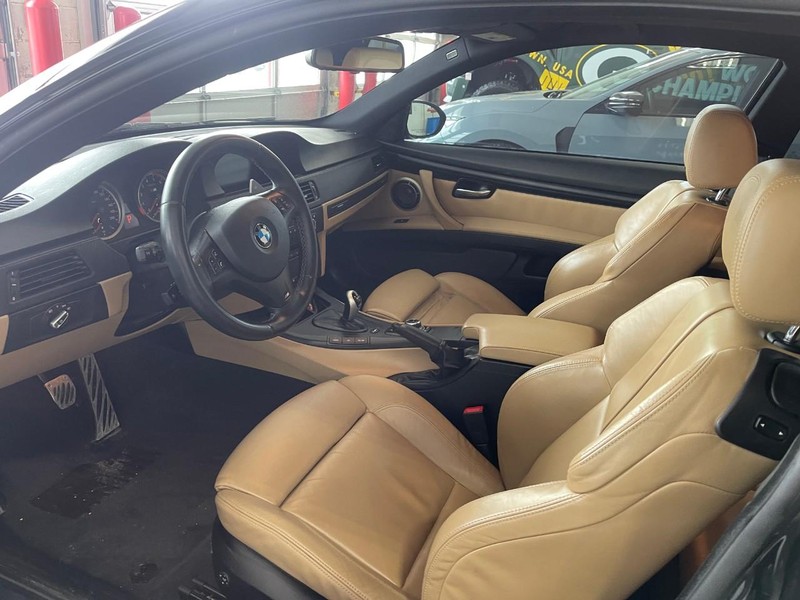 BMW M3 Vehicle Image 15